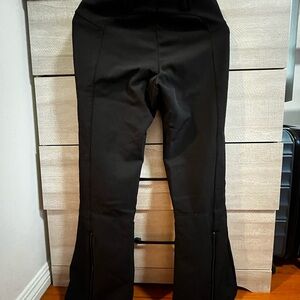 SNOW NILS Black Regular Fit Pants